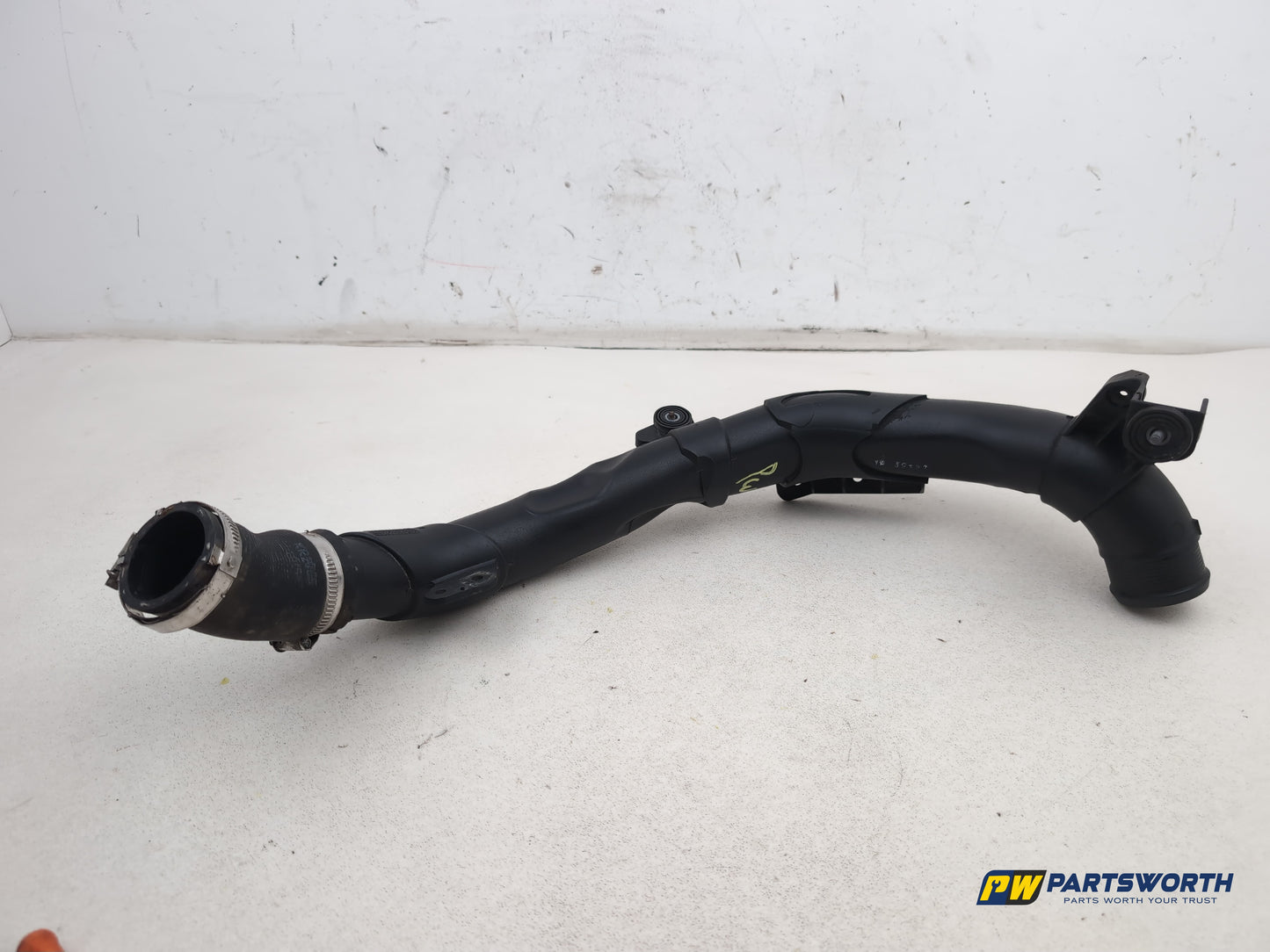 Volkswagen Passat Highline 2.0l Diesel Turbo Intercooler Hose Pipe 2010-2014