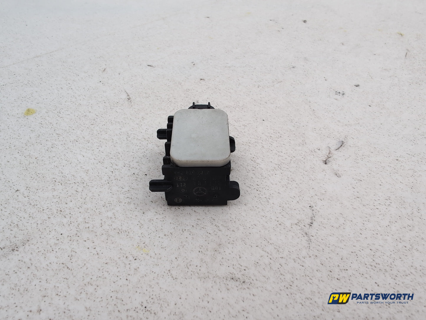 Mercedes R320 R-Class W25 Airbag Crash Impact Sensor 0038202926 2006-2013