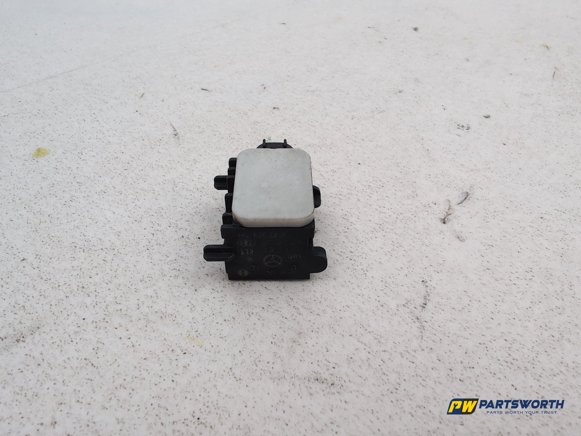 Mercedes R320 R-Class W25 Airbag Crash Impact Sensor 0038202926 2006-2013