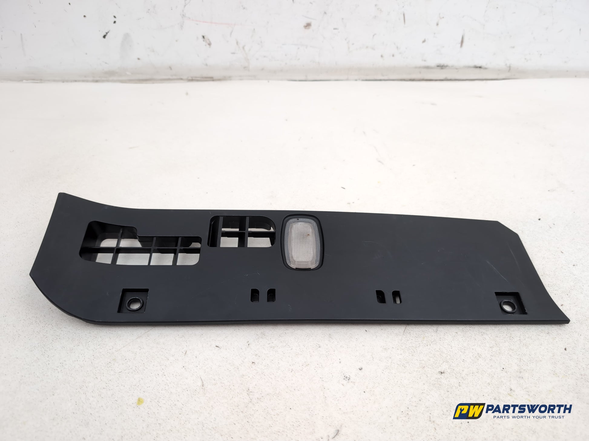 Mercedes-Benz B180 B-Class W246 Front Left Lower Dash Trim A2466800706 2011-2018