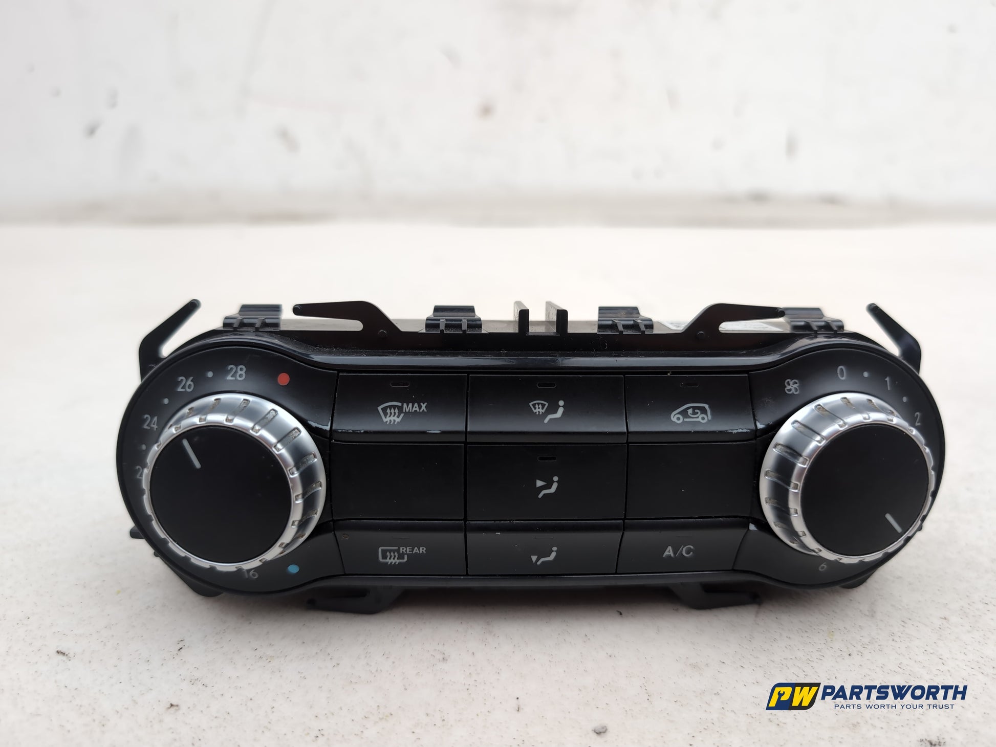 Mercedes-Benz B180 B-Class W246 Heater Control Assembly A2469004405 2011-2018