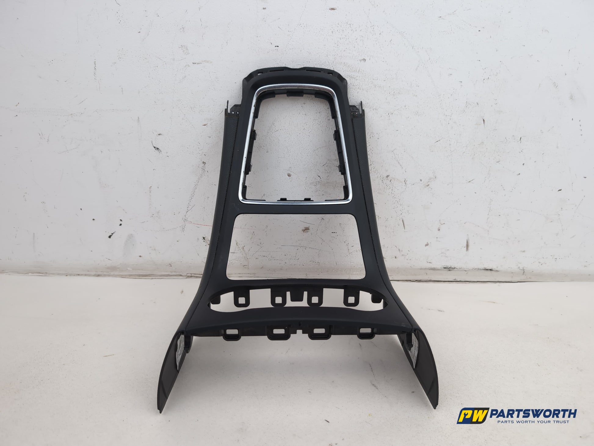 Mercedes-Benz B180 B-Class W246 Centre Console Trim A2466804971 2011-2018