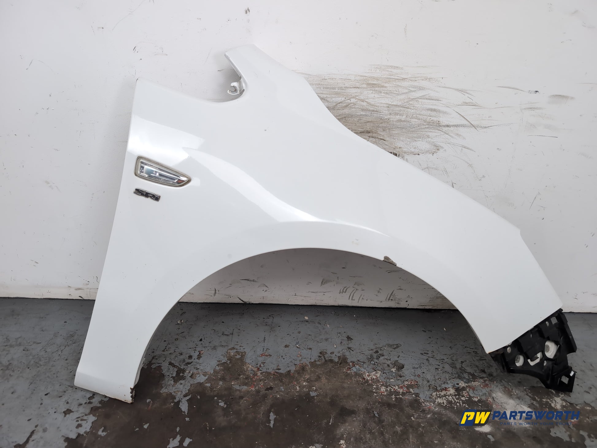 Wing Front RH 1
