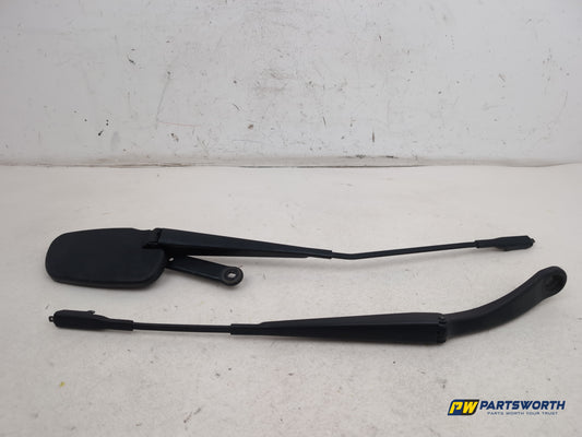 Mercedes-Benz B180 Windshield Wiper Arm Front Pair A2468200344 2011-2018