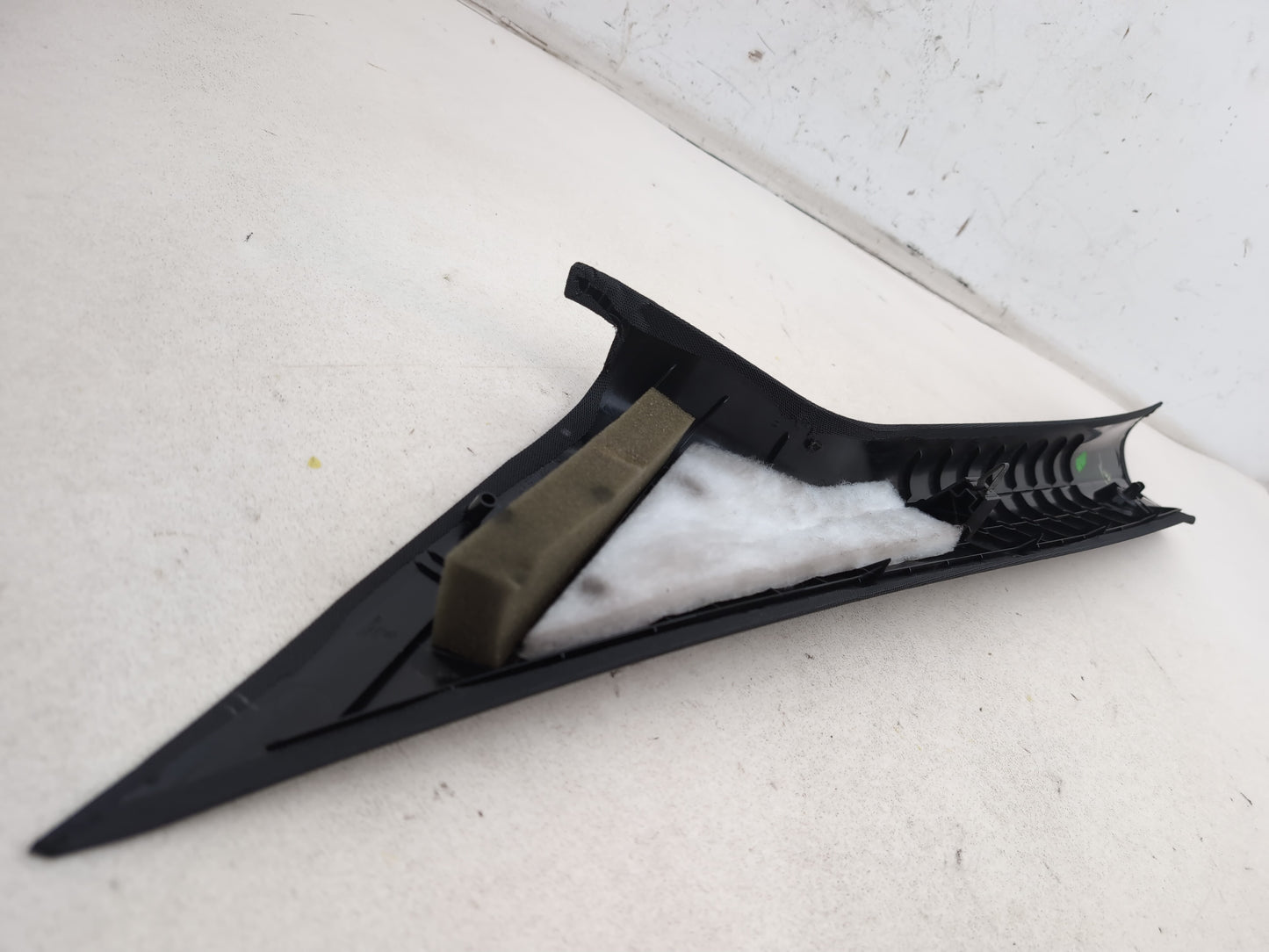Mercedes-Benz B180 B-Class W246 Driver Side Rh A Pillar Trim A2466900225 - photo 7