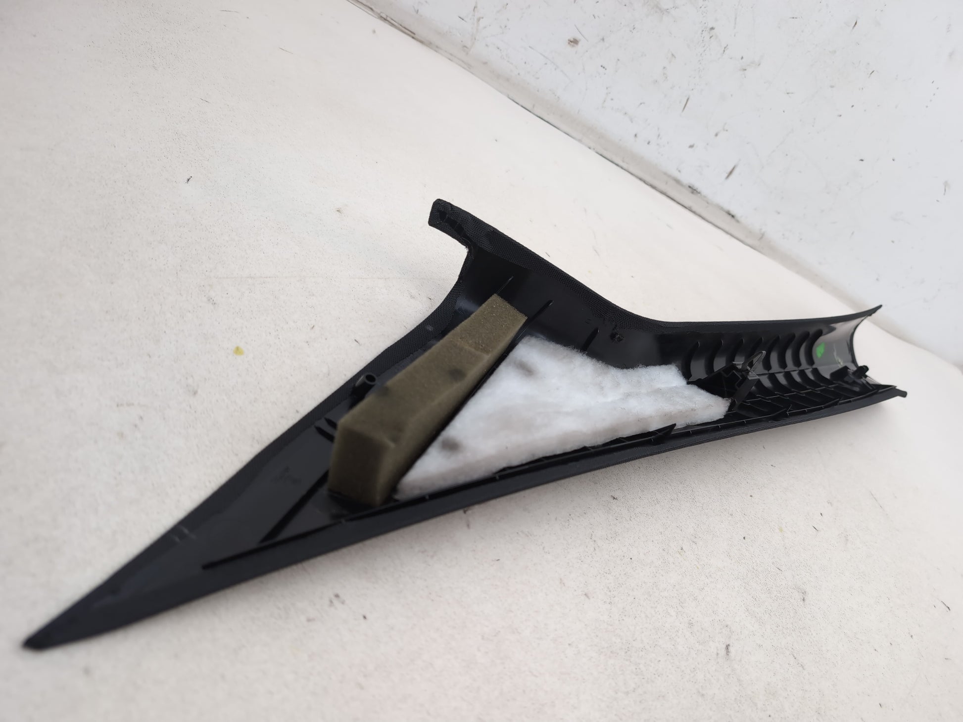 Mercedes-Benz B180 B-Class W246 Driver Side Rh A Pillar Trim A2466900225 - photo 7