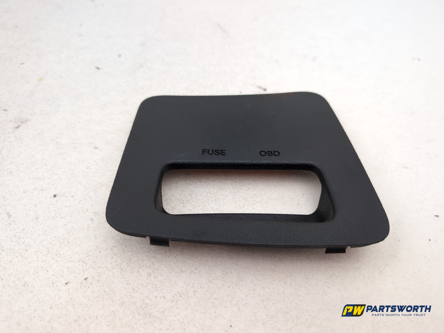 Hyundai I40 Style Blue Drive Fuse Box Cover 919413z020 2011-2019 - photo 7