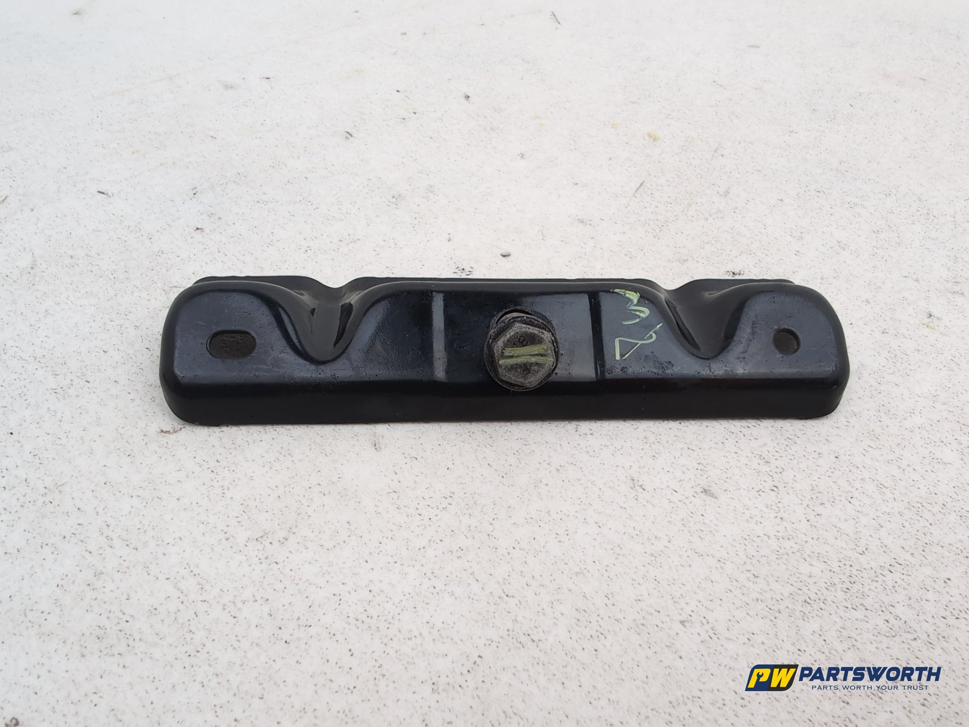 Mercedes-Benz B180 Blueefficiency Sport Battery Holding Clamp A2466280041