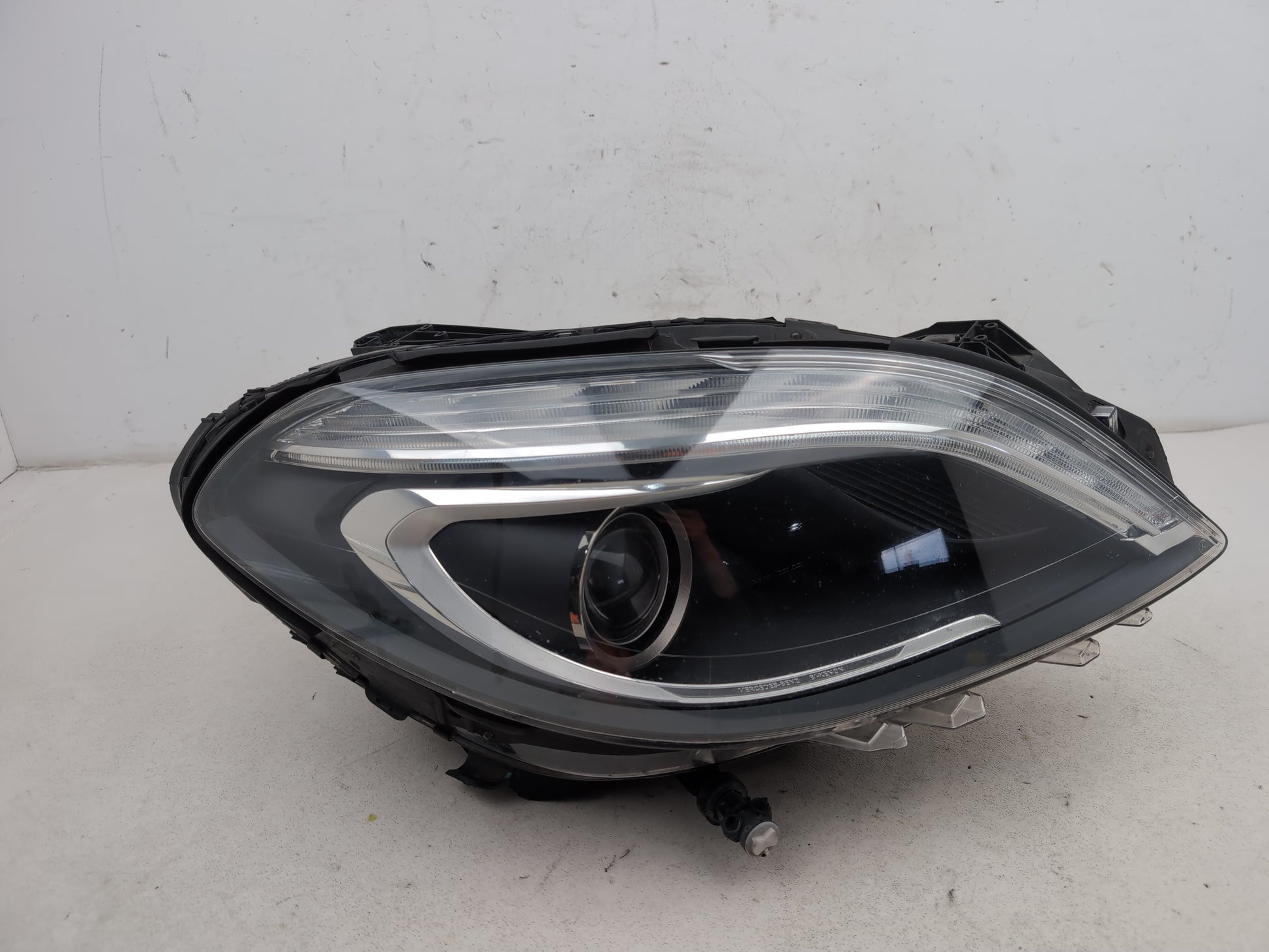 Mercedes-Benz B180 B-Class W246 Xenon Headlamp Rh Driver Side A2468207461