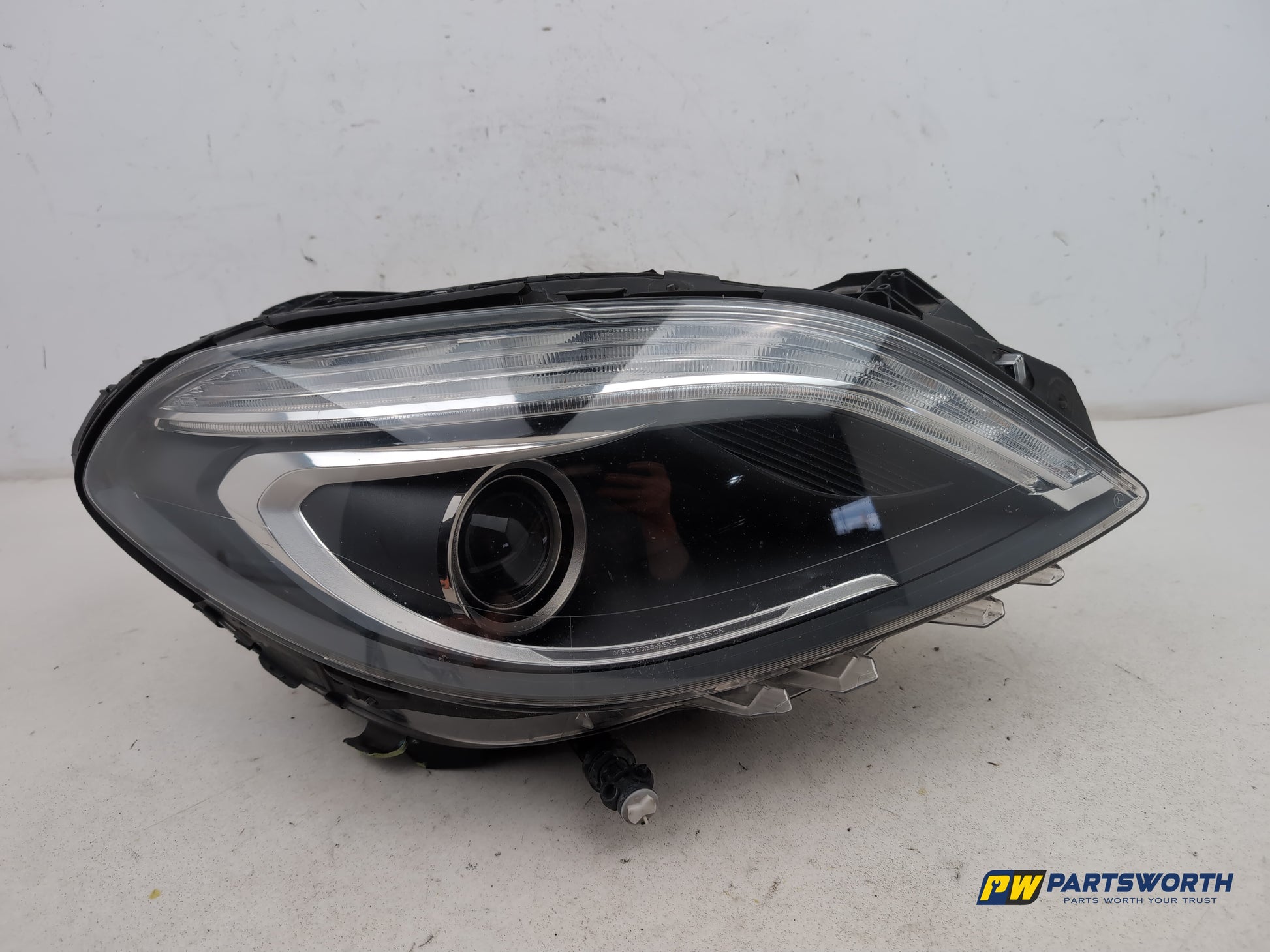 Headlamp RH 1