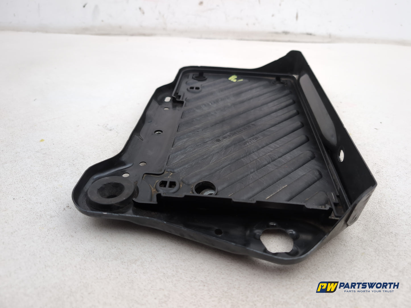 Mercedes-Benz B180 B-Class W246 1.8l Diesel Battery Box Tray Housing A2465460078 - photo 7