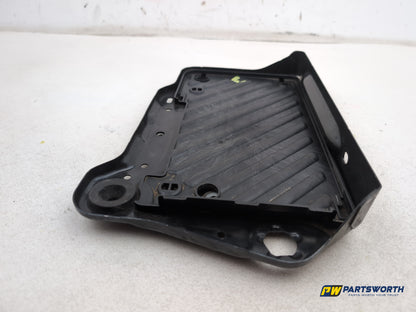Mercedes-Benz B180 B-Class W246 1.8l Diesel Battery Box Tray Housing A2465460078 - photo 7