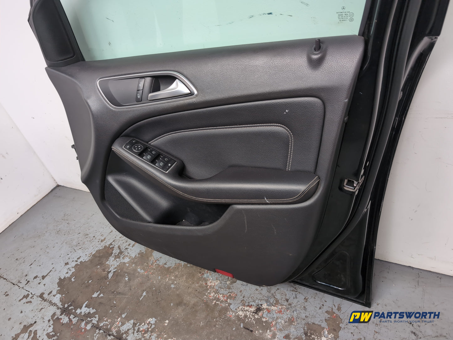 Door Front LH 13