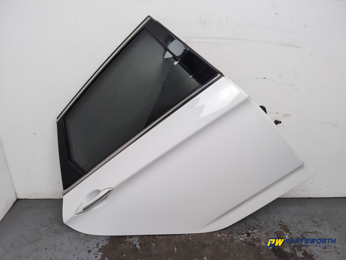 Hyundai I40 Style Estate Door Rear Rh Driver Side Creamy White Ncw 2011-2019
