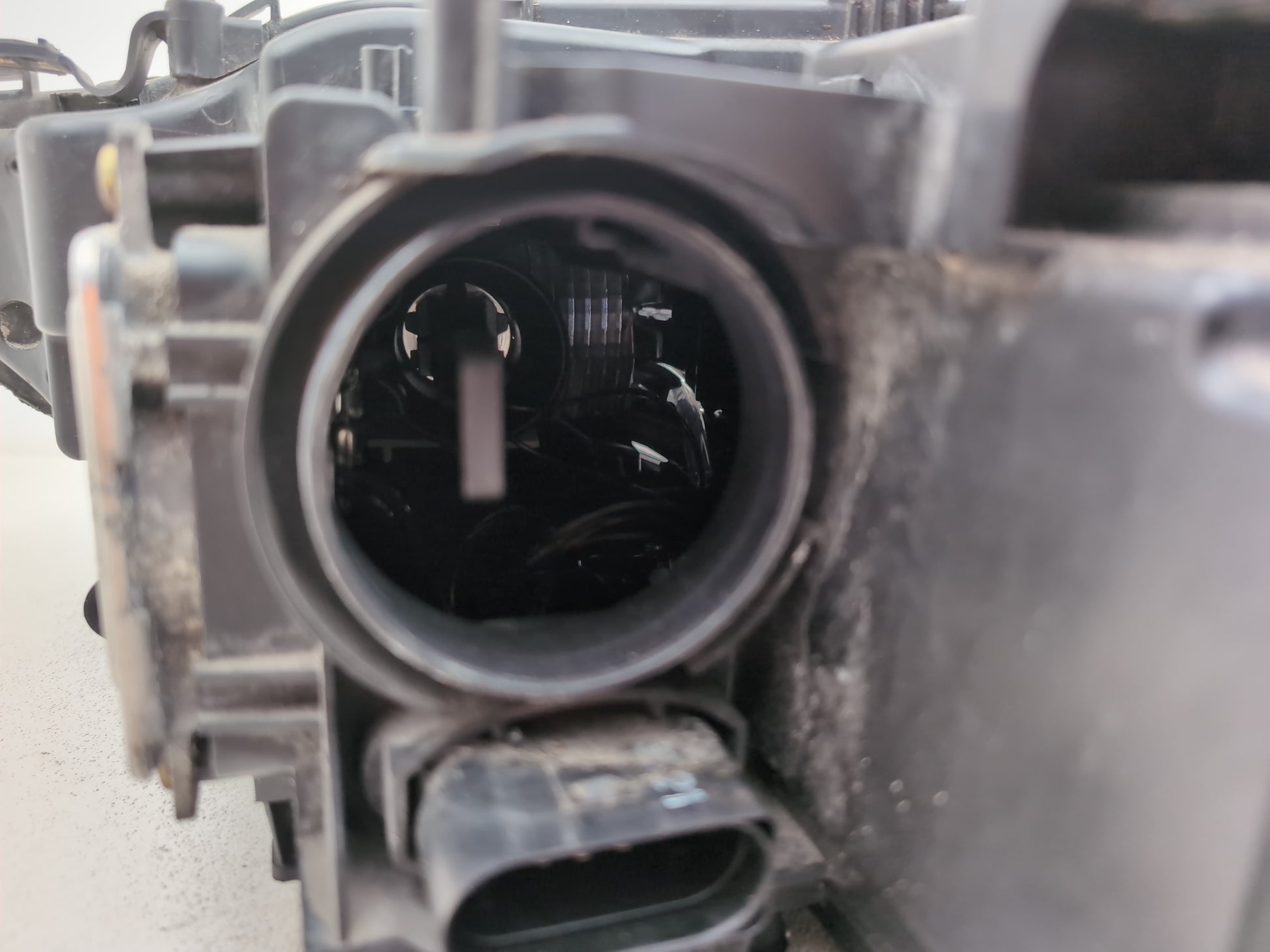 Headlamp RH 15