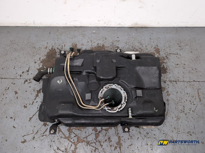 Mercedes-Benz B180 B-Class W246 1.8l Diesel Fuel Tank A2464700301 2011-2018