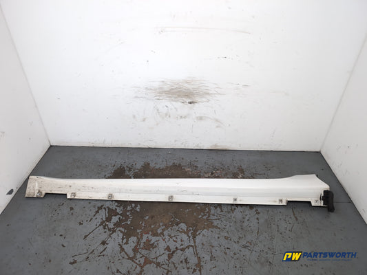 Hyundai I40 Estate Side Skirt Lk Passenger Side Creamy White Ncw 877513z000