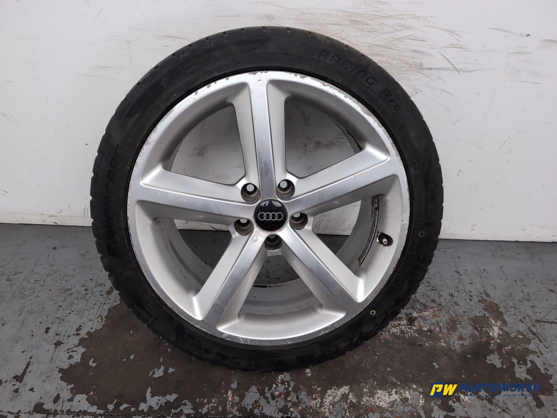 Audi A5 S Line Tdi Quattro Auto Alloy Wheel With Tyre 245/40 R18 8t0601025m