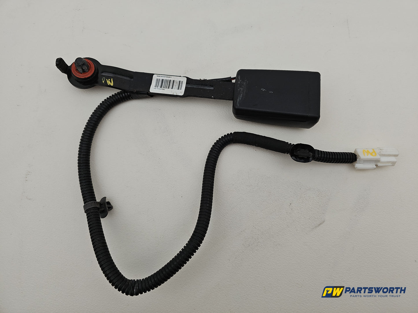Hyundai I40 Style Seat Belt Buckle Front Lh Passenger Side 888303z000ry