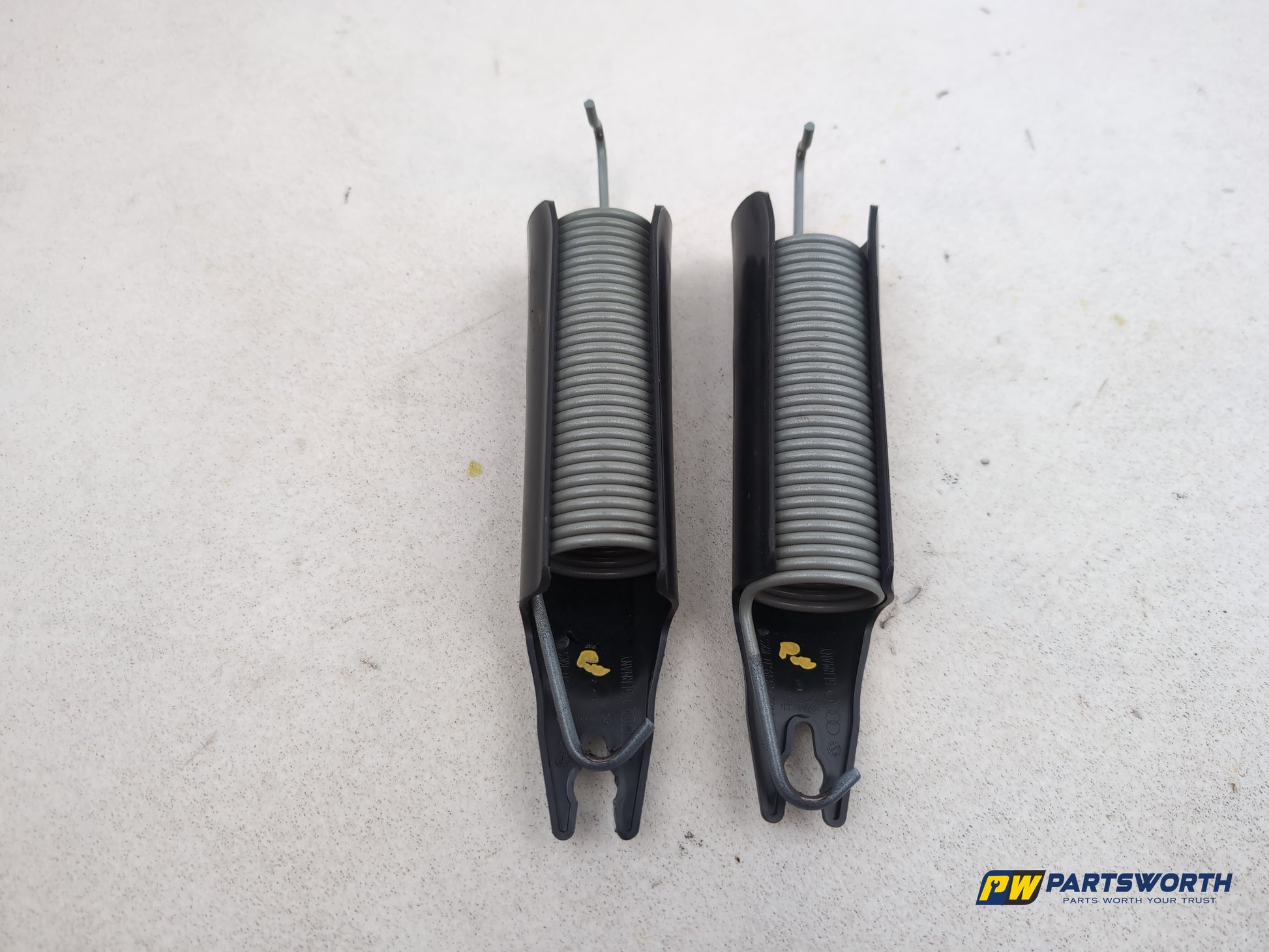 Audi A5 S Line Tdi Quattro Rear Tailgate Boot Lid Spring And Cover 2007-2016