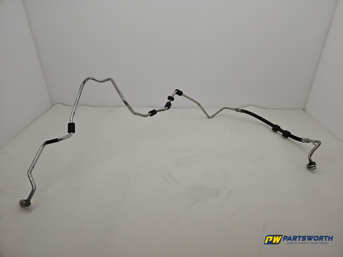 Audi A5 S Line Tdi Quattro Auto 3.0l Diesel Air Conditioning Pipe 8t0260710a