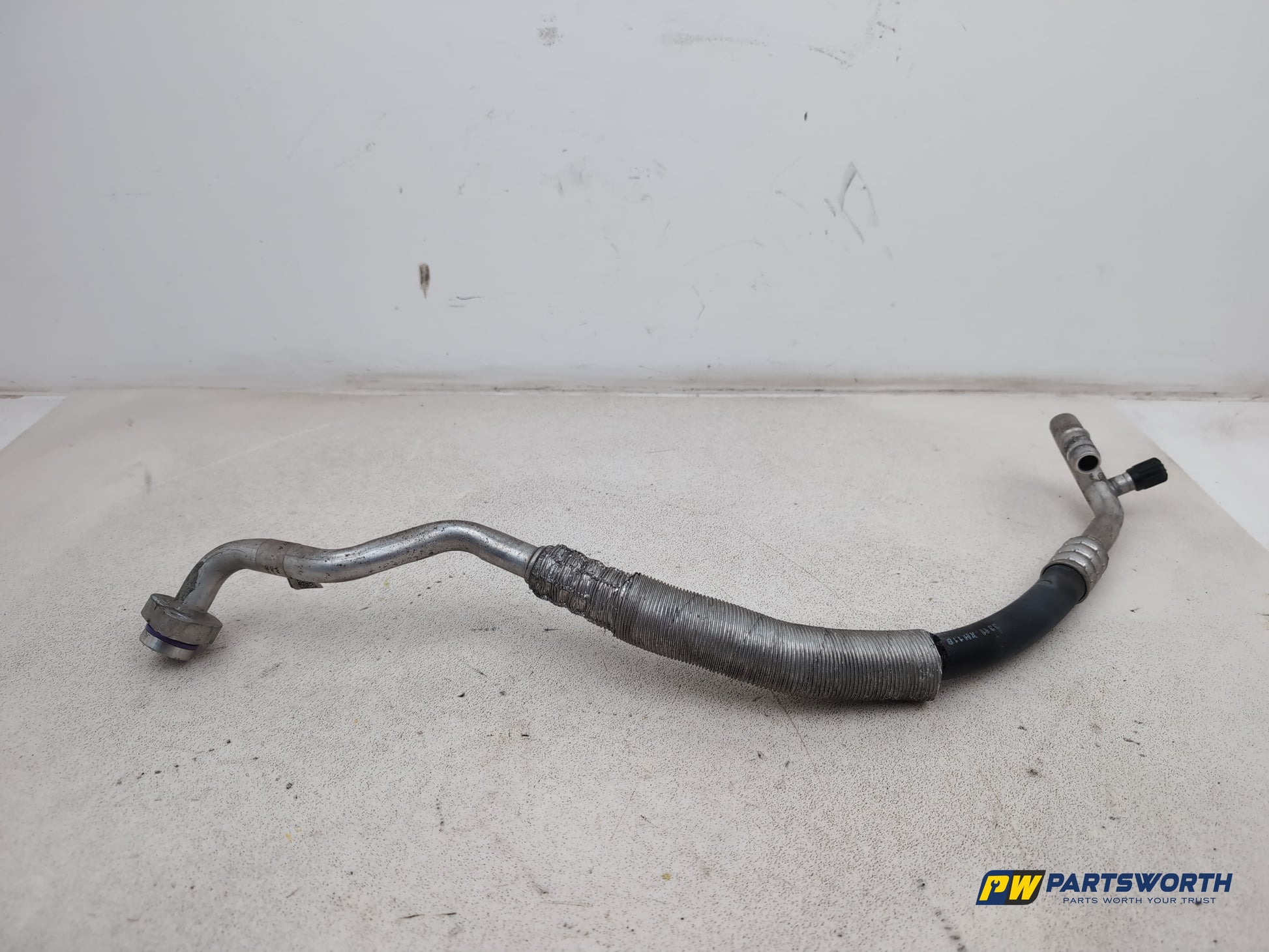 Audi A5 S Line Tdi Quattro Auto 3.0l Diesel Air Conditioning Pipe 8t0260707a