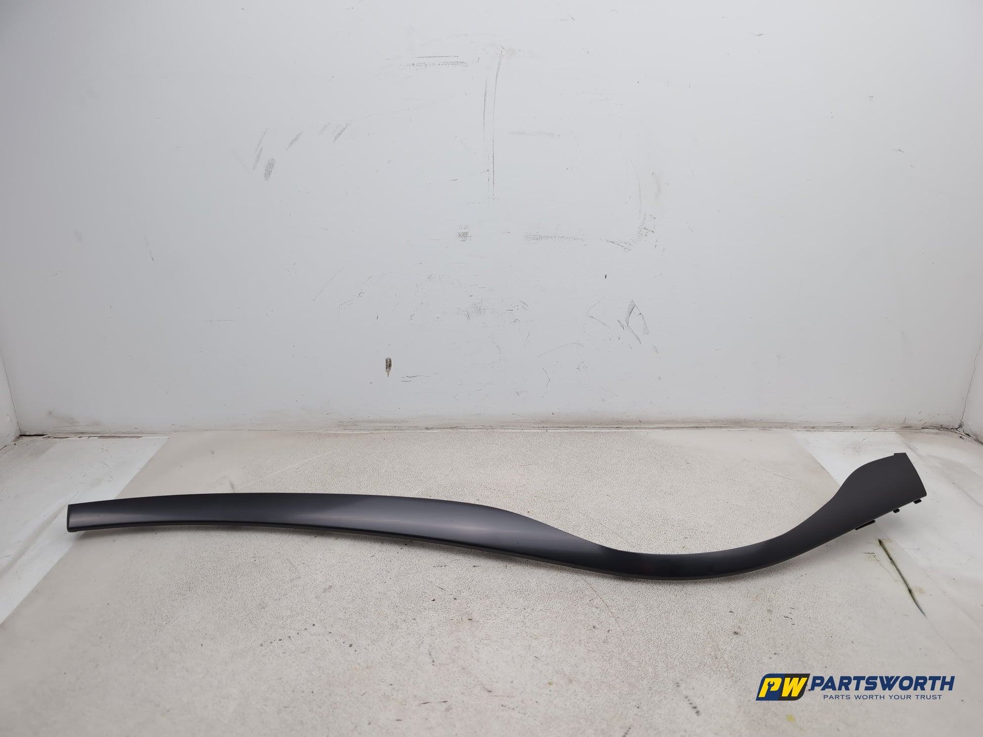 Hyundai I40 Style Blue Drive Chrome Dashboard Trim Passenger Side U09f383810