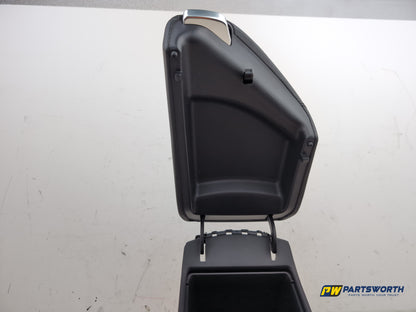 Hyundai I40 Style Blue Drive Crdi Centre Console Armrest 846903z900 2011-2019 - photo 10