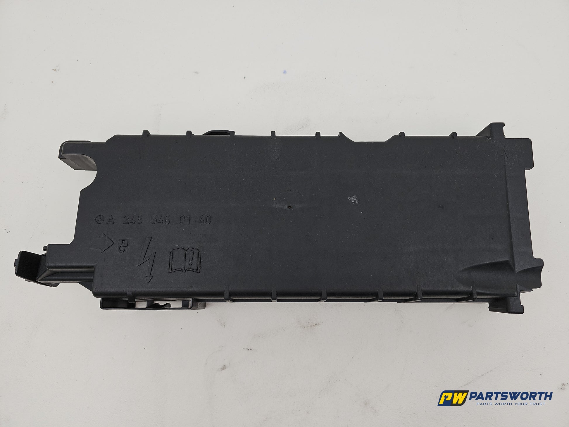 Mercedes-Benz B180 B-Class W246 Fuse Box Cover A2465451440 2011-2018 - photo 4