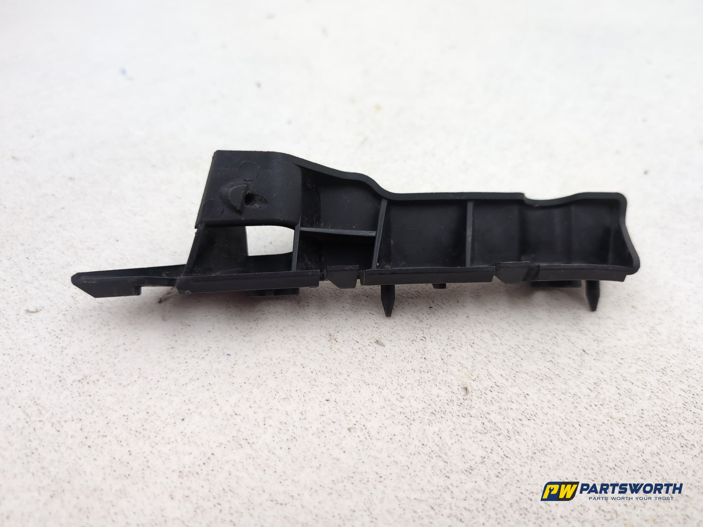 Audi A5 S Line Tdi Left Passenger Front Bumper Support Bracket 8t0807283c