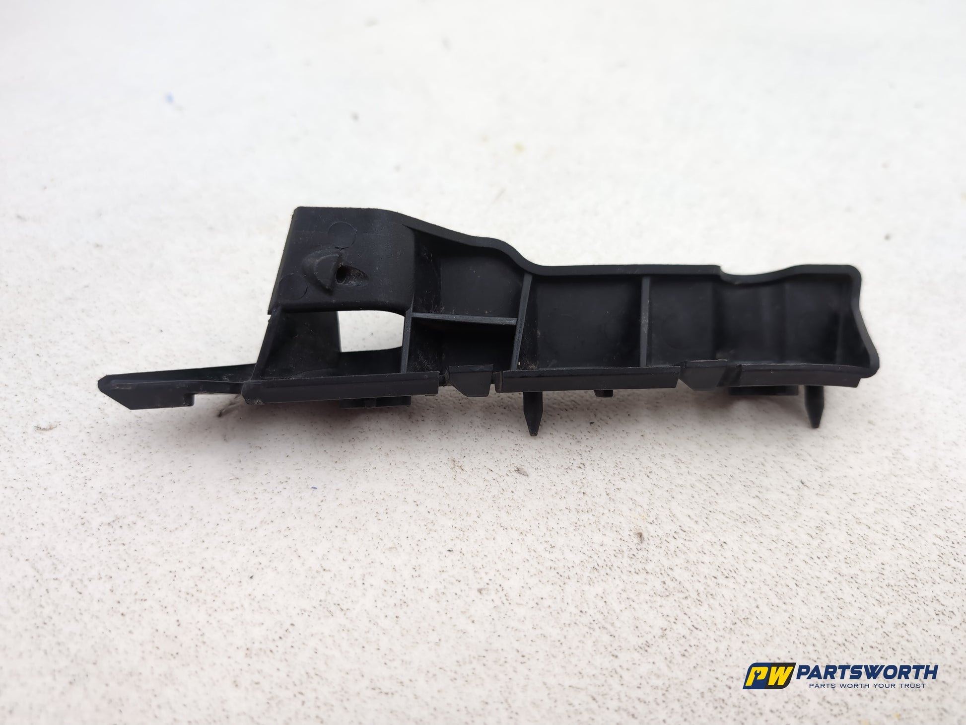 Audi A5 S Line Tdi Left Passenger Front Bumper Support Bracket 8t0807283c