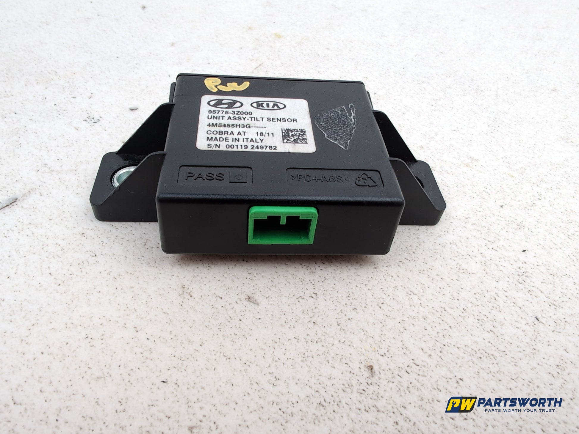 Hyundai I40 Style Blue Drive Tilt Sensor Control Module Ecu 957753z000 2011-2019