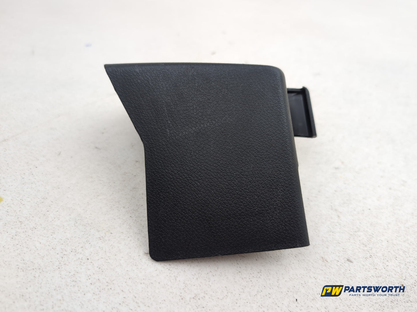 Mercedes-Benz B180 B-Class W246 Front Driver Seat Rail Trim A2469190100 - photo 4