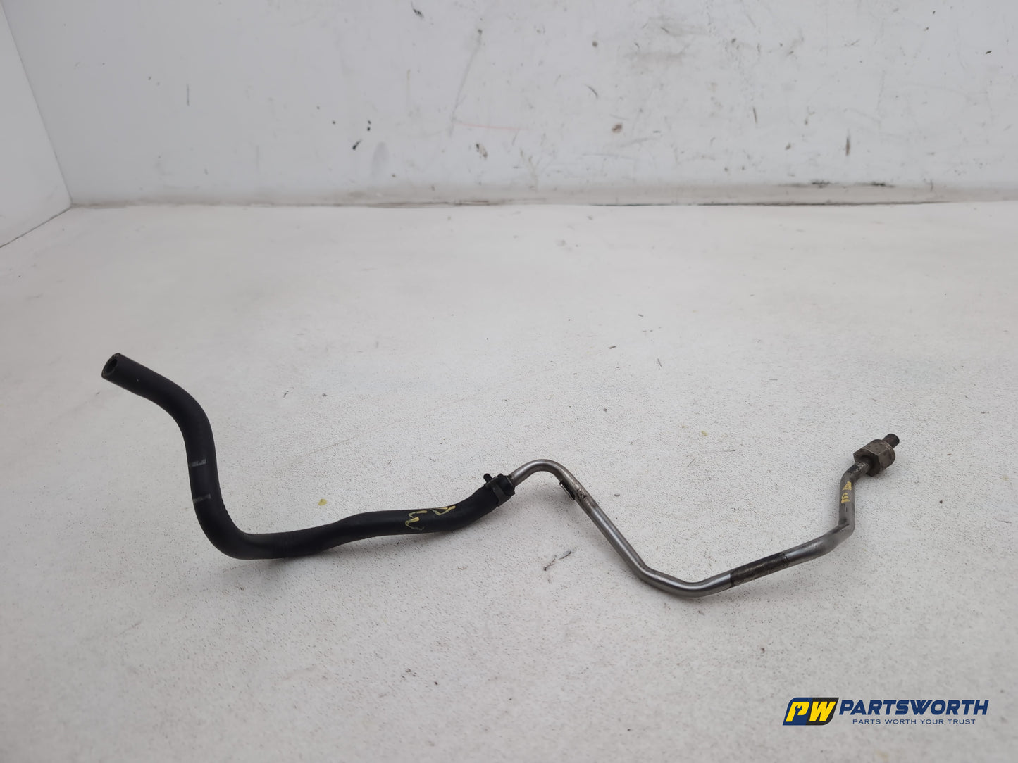 Audi A6 S Line Black Ed Tdi 2.0l Diesel Fuel Pipe Line 04l131552bk 2011-2018