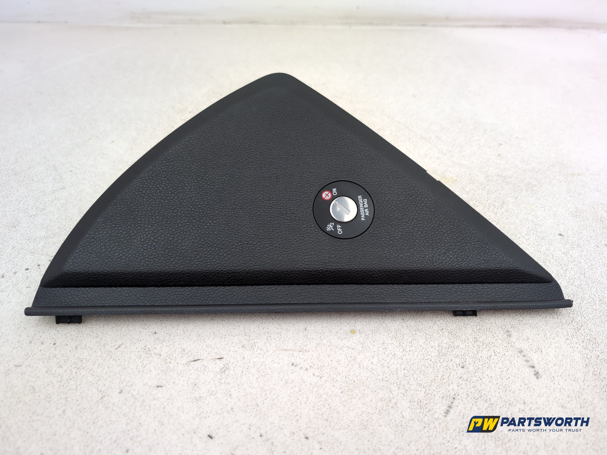 Hyundai I40 Style Blue Drive Crdi Dashboard End Trim Cover 847283z000 2011-2019