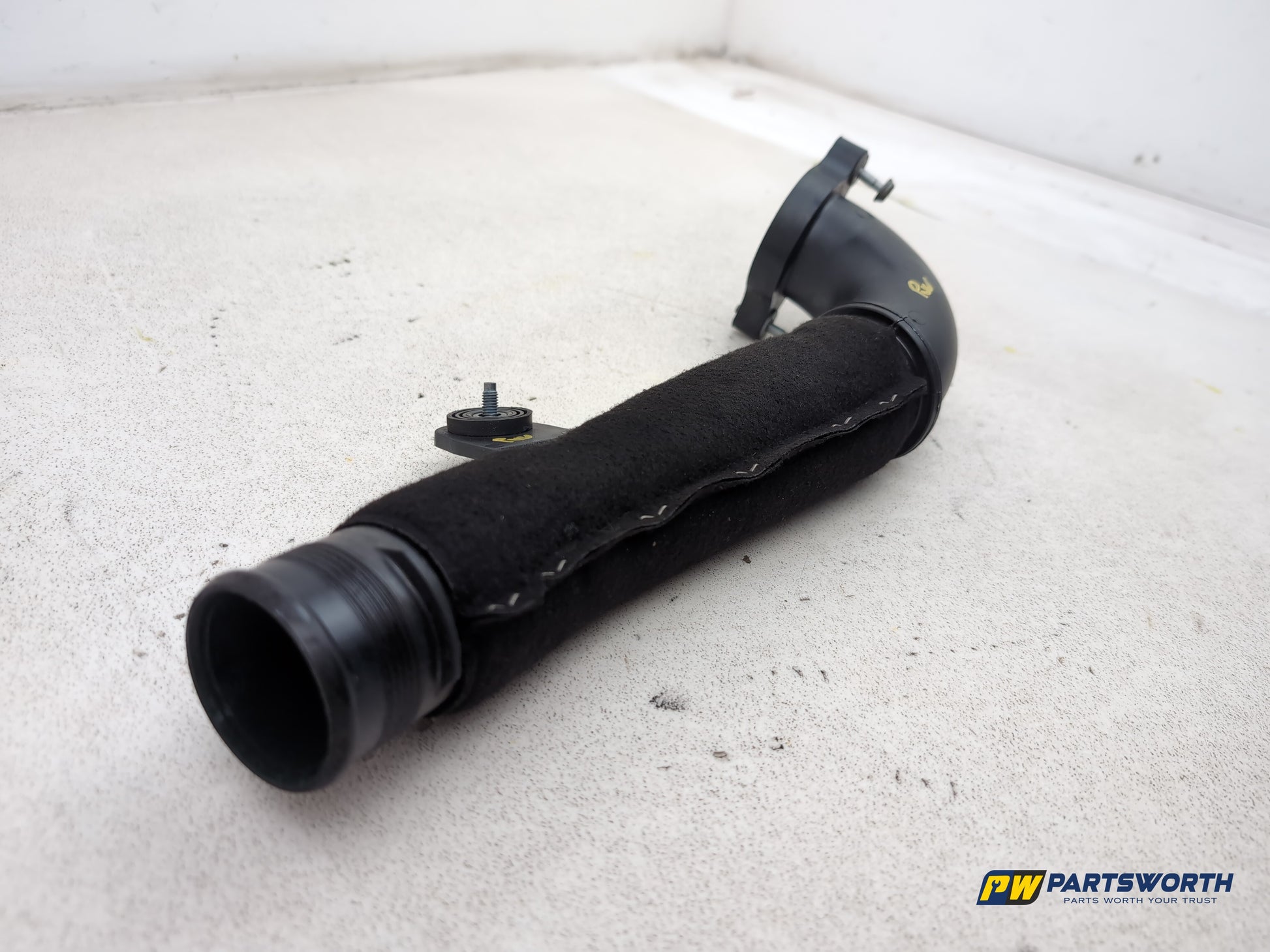 Audi A6 S Line Black 2.0l Diesel Air Intake Hose Pipe Line 04l145762ag 2011-2018 - photo 6