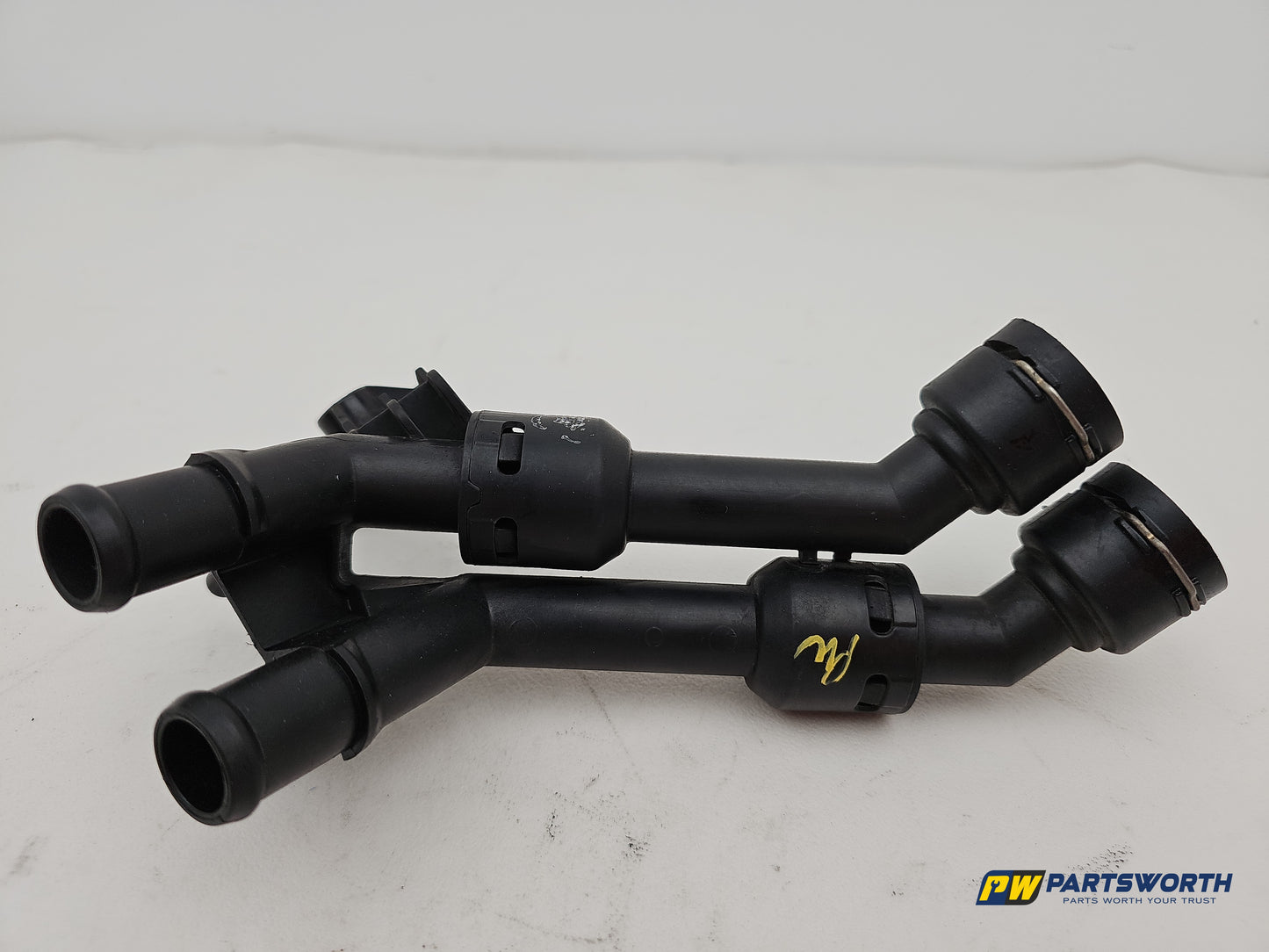 Audi A6 S Line Black Ed 2.0l Diesel Coolant Hose Pipe Line 04l122157ac 2011-2018