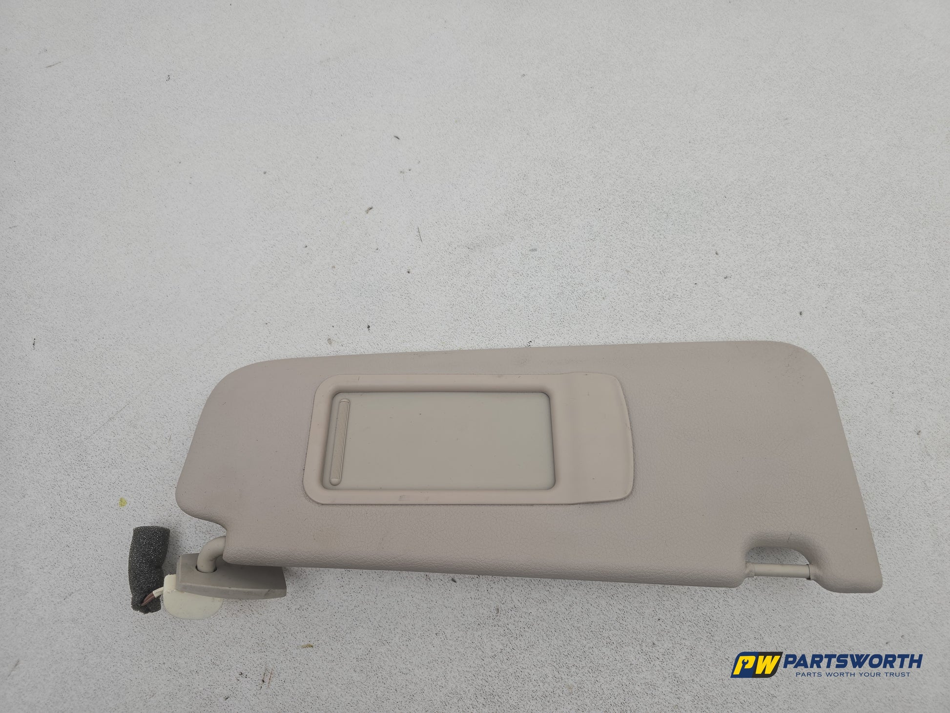 Bmw 5series 520d Se Auto F10 Sun Visor Rh Driver Side 2010-2017