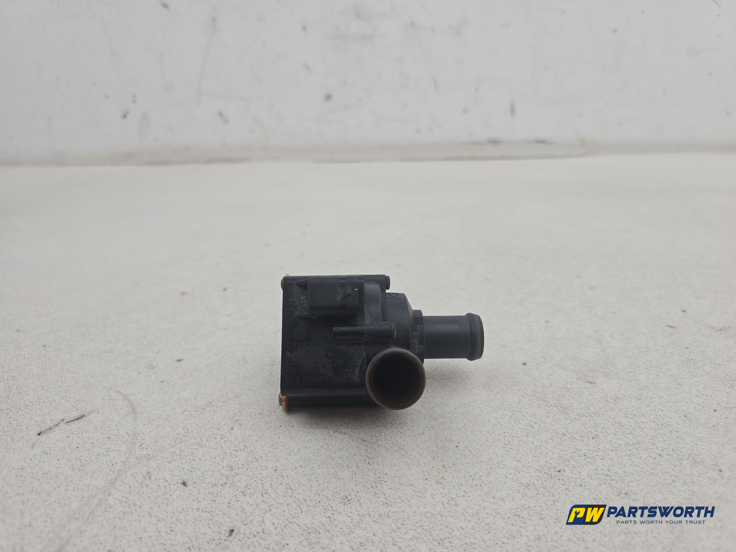 Audi A5 S Line Tdi Quattro Auxiliary Water Coolant Pump 06h121601k 2007-2016