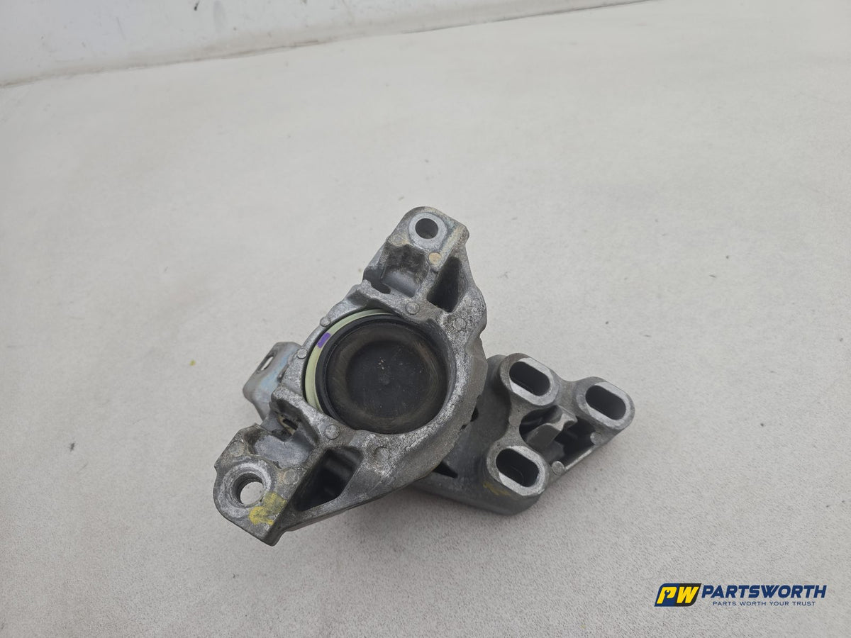 Engine Mounting Bracket 1