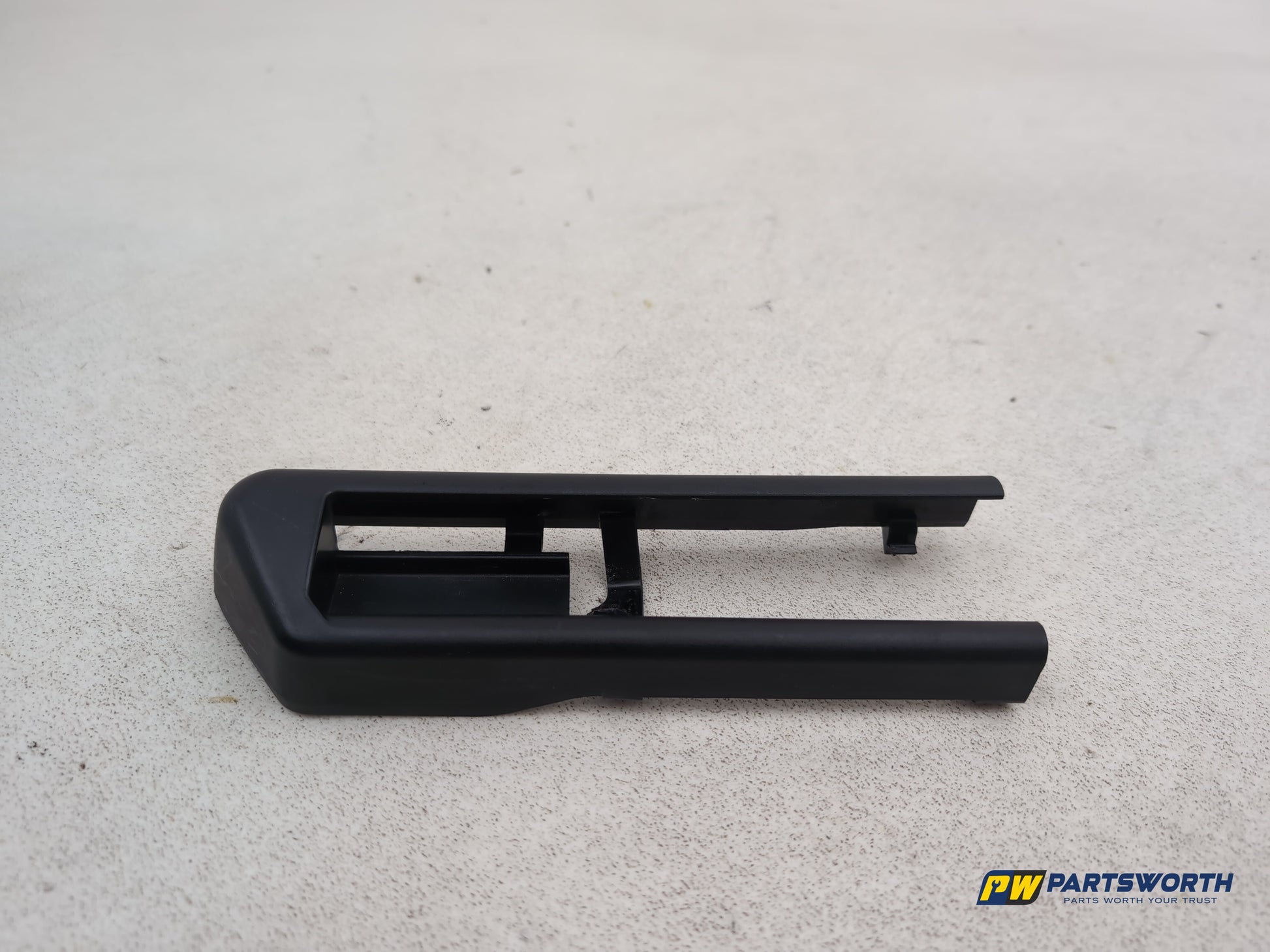 Bmw 5 Series 520d Se F10 Front Seat Floor Rail Trim Rear Left 6981781 2011-2017