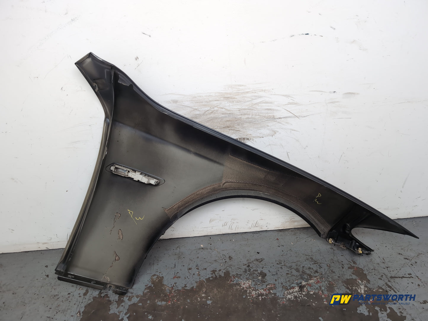 Wing Front LH 7