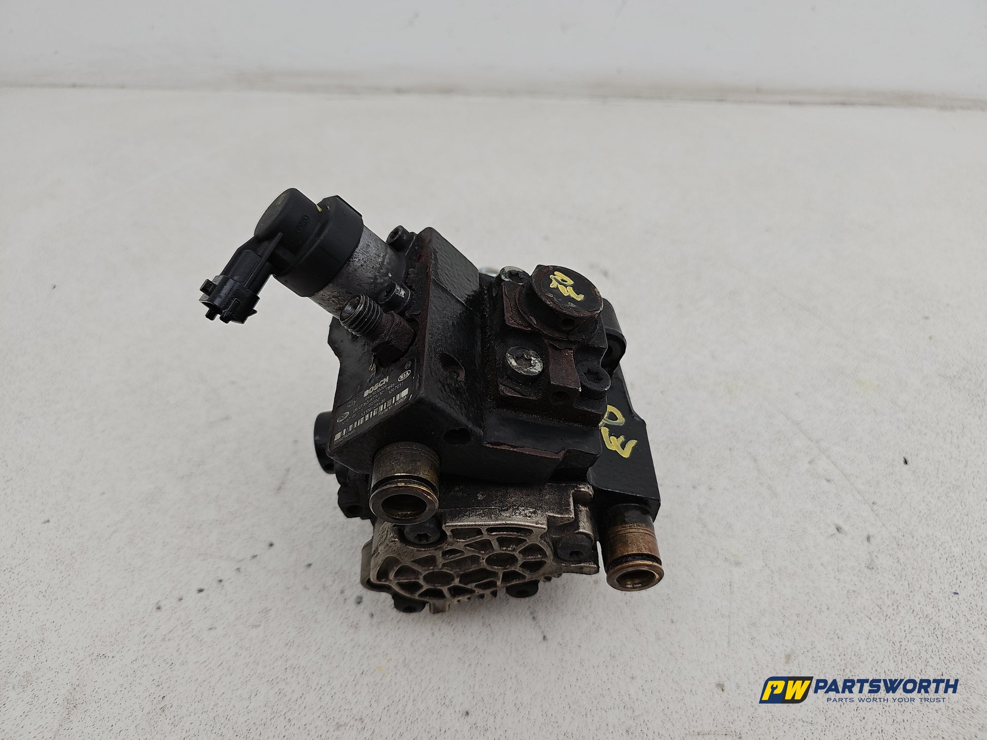 High pressure fuel pump 1