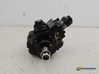 High pressure fuel pump 7