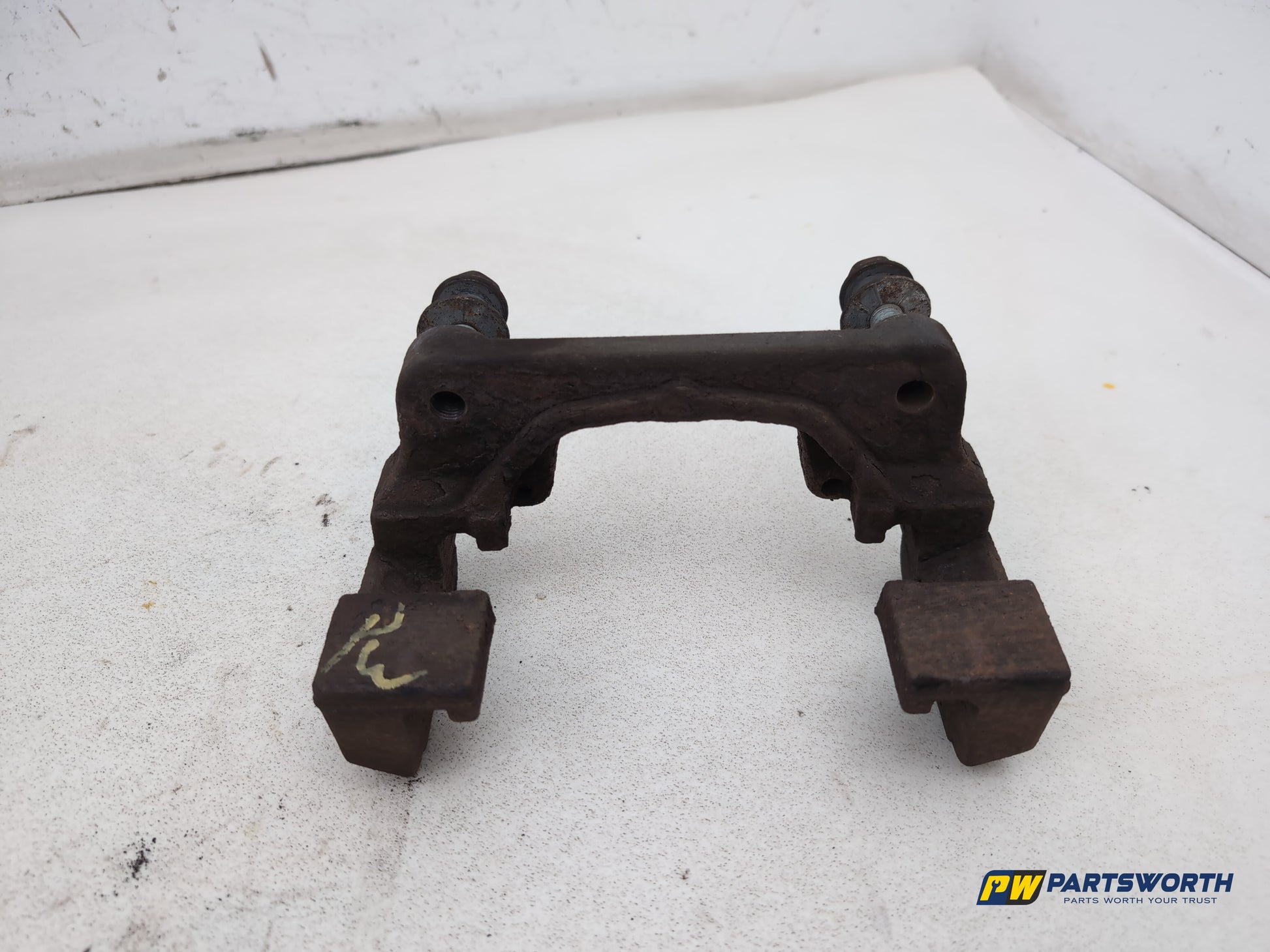 Bmw 5 Series 520d Se Auto F10 Brake Caliper Support Front Rh Driver 2010-2017