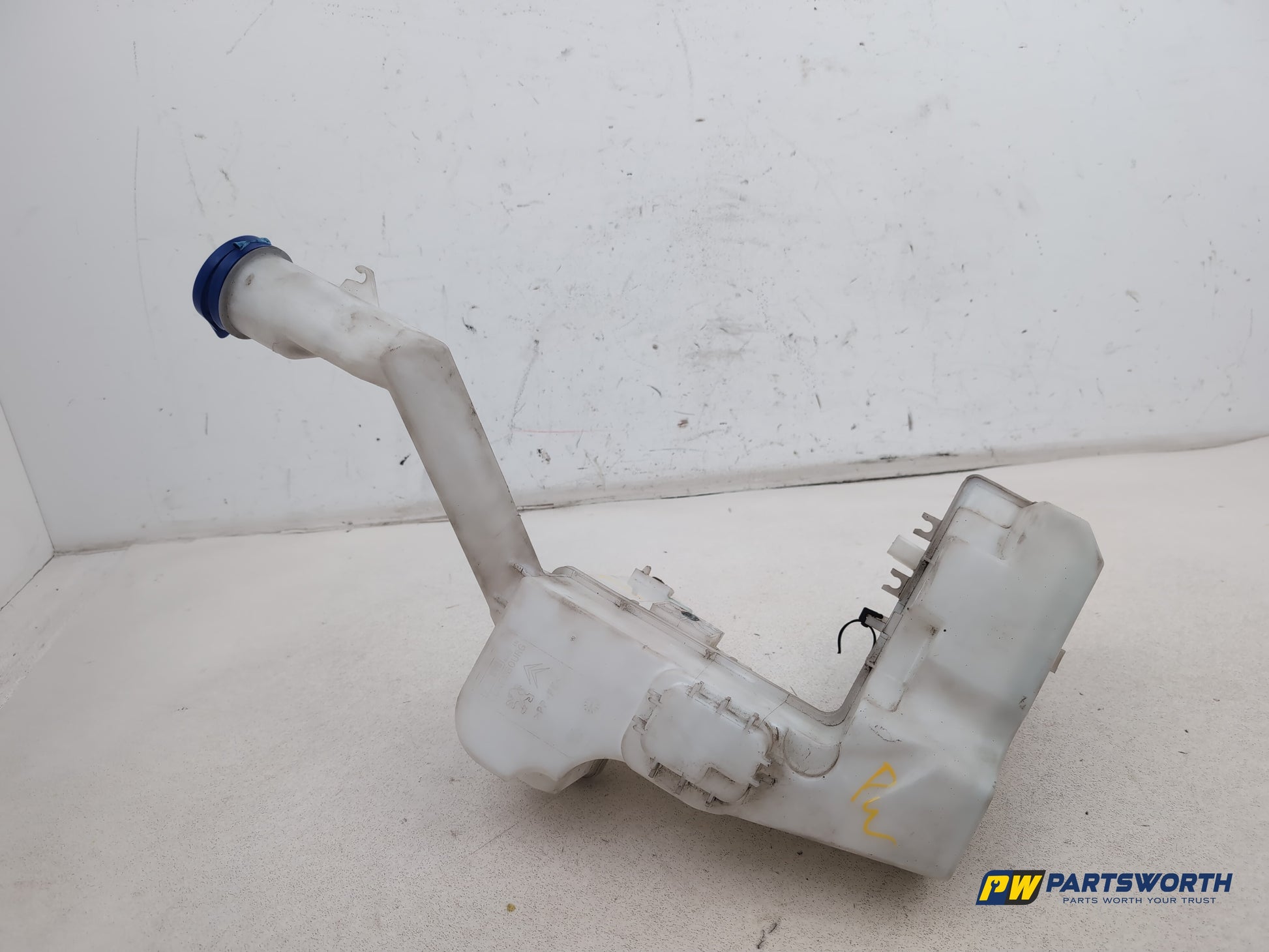 Washer Bottle Windscreen 1
