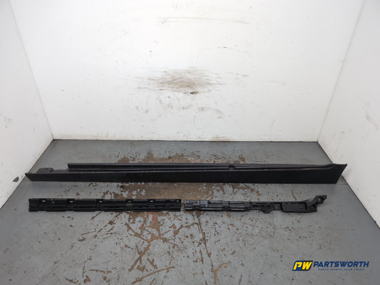 Bmw 5 Series 520d Se Auto F10 F11 Saloon Left Side Skirt With Bracket 7184773