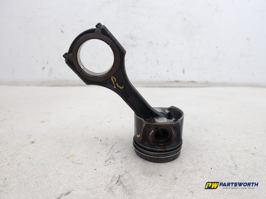 Mercedes-Benz B180 B-Class W246 1.8l Diesel Piston With Conrod 2011-2018