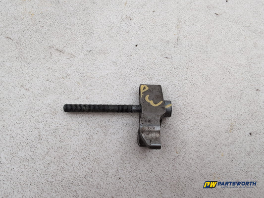 Mercedes-Benz B180 B-Class W246 1.8l Diesel Fuel Injector Clamp With Bolt