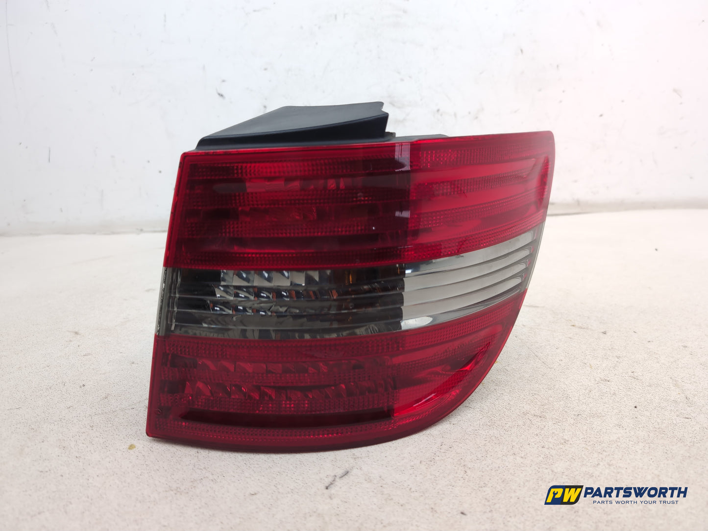 Lamp Assembly Rear RH 1